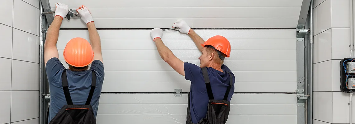 Driveway Garage Door Local Technicians in Palm Harbor, Florida