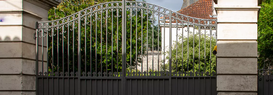 Wooden Swing Gate Repair in Palm Harbor, FL